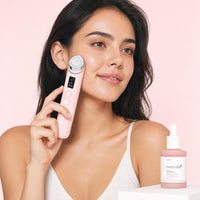 Mujer usando el dispositivo Booster Pro